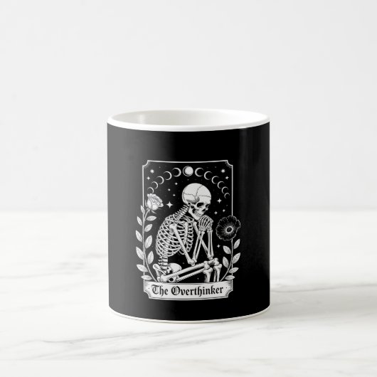 Halloween Dark Gothic Skeleton Overthinker Kaffeetasse (Mittel)