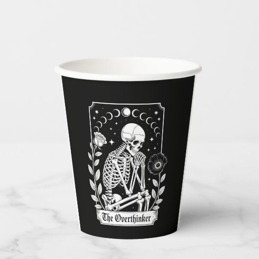 Halloween Dark Gothic Skeleton Overthinker Pappbecher (Vorderseite)