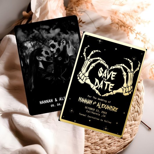 Halloween Dark Moody Gothic Wedding Save the Date Folieneinladung