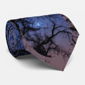 Halloween Design mit Spooky Tree and Moon Krawatte (Gerollt)