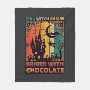 Halloween Diese Hexe kann mit Schokolade bestochen Fleecedecke