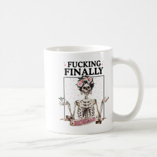 Halloween endlich Brautjungfer Skelett Junggeselle Kaffeetasse