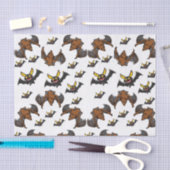 Halloween-Fledermäuse aus dekorativem Papierpapier Seidenpapier (Handwerk)