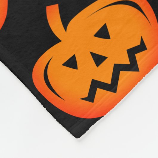 Halloween-Fleecedecke aus schwarz-orangefarbenem K Fleecedecke (Ecke)