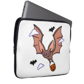Halloween fliegende Fledermaus süß Laptopschutzhülle (Vorne Rechts)