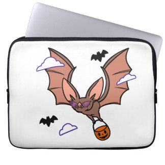 Halloween fliegende Fledermaus süß Laptopschutzhülle