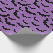 Halloween fliegende Fledermäuse Geschenkpapier (Ecke)
