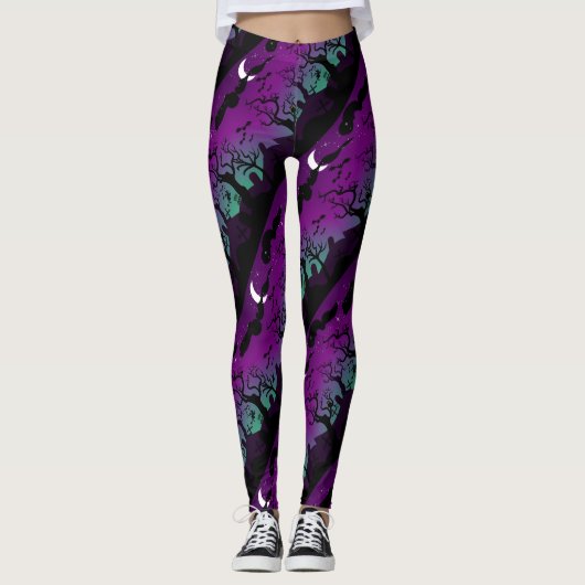 Halloween Friedhofslandschaft lila und Aqua Leggings (Vorderseite)