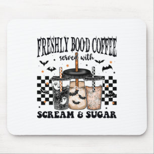 Halloween frischer Boo'd-Kaffee serviert mit Schre Mousepad