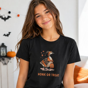 Halloween-Gans-Hupf oder Behandle Frau T-Shirt