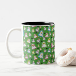 Halloween-Geist, Fledermäuse, Stern, Konfetti auf  Zweifarbige Tasse