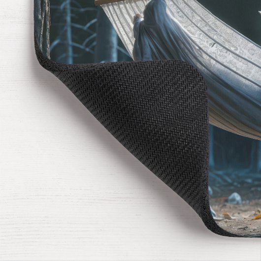 Halloween-Geist in einer Hängematte Mousepad (Ecke)