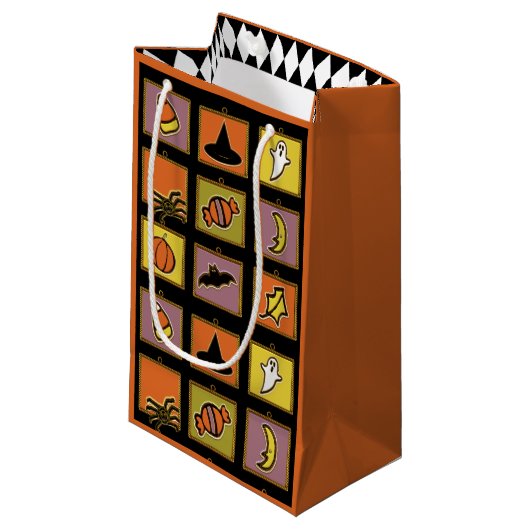 Halloween-Geschenk Kleine Geschenktüte (Vorderseite Schrägansicht)