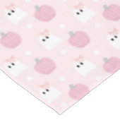 Halloween Ghost Girl & Pumpkin Geburtstagspink Tischdecke (Schrägansicht)