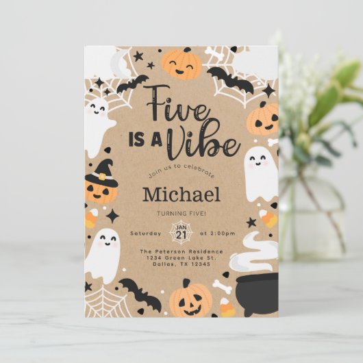 Halloween Ghost Pumpkin 5th Birthday Party Einladung (Stehend Vorderseite)