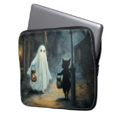Halloween Ghost und Cat-Begegnung Laptopschutzhülle (Vorderseite Links)