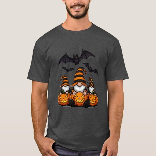 Halloween-Gnom-Basic-Dunkles-T-Shirt T-Shirt (Vorderseite)