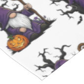 Halloween-Gnom-Tischdecke Tischdecke (Schrägansicht)