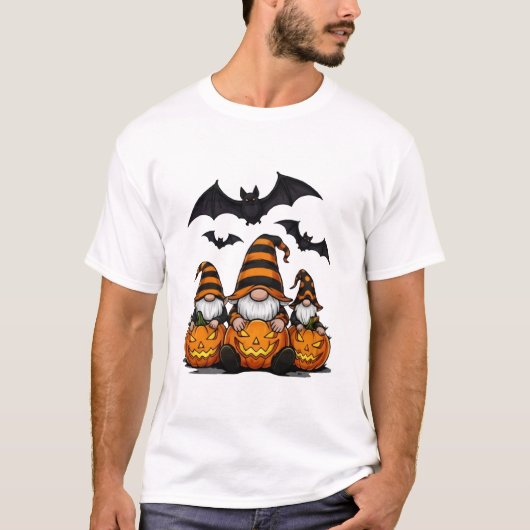 Halloween Gnome Basic T-Shirt (Vorderseite)