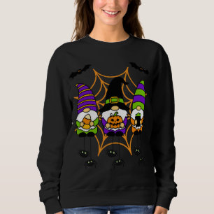 Halloween Gnomen im Spinnennetz mit Spinnen Fleder Sweatshirt