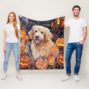 Halloween Goldendoodle mit Pumpkins Beängstigend Fleecedecke