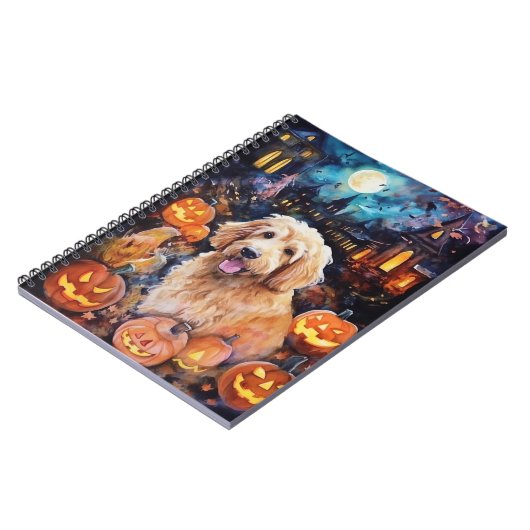 Halloween Goldendoodle mit Pumpkins Beängstigend Notizblock (Linke Seite)