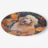 Halloween Goldendoodle mit Pumpkins Beängstigend Pappteller (Schrägansicht)