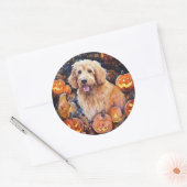 Halloween Goldendoodle mit Pumpkins Beängstigend Runder Aufkleber (Umschlag)