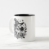 Halloween Good Hexe Zweifarbige Tasse (Vorderseite Links)