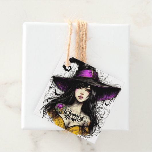 Halloween Got Witchier mit 'Happy Halloween' Geschenkanhänger (Beispiel)