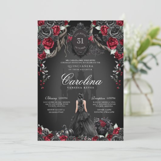 Halloween Gotische Prinzessin Red & Black Quincean Einladung (Stehend Vorderseite)