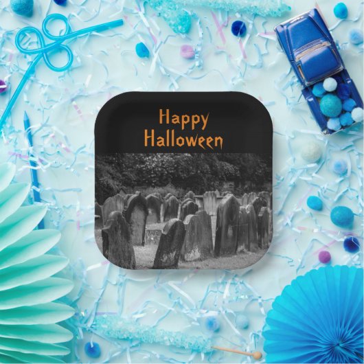 Halloween Graveyard Grabsteins Pappteller (Party)