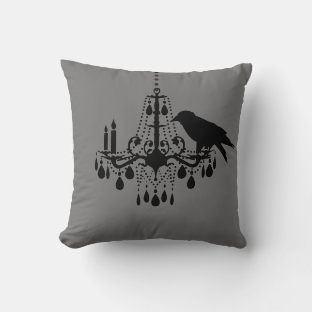 Halloween Gray Chandelier & Raven Pillow Kissen (Vorderseite)