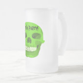 Halloween Green Skull Party Tasse (VorderseiteRechts)