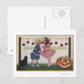 Halloween GreetingApples on String Postkarte (Vorne/Hinten)