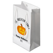 Halloween Gwer Pumpkin Face Personalisierter Name Kleine Geschenktüte (Vorderseite Schrägansicht)