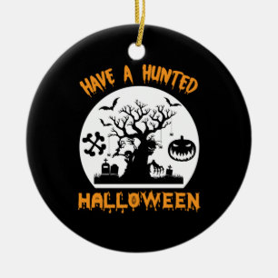 Halloween hat ein sonniges Geburtstag Keramik Ornament