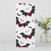 Halloween-Herz mit schwarzen Fledermausflügeln Ankündigung (Stehend Vorderseite)