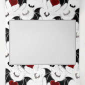 Halloween-Herz mit schwarzen Fledermausflügeln Dreifach Gefaltete Einladung (Innenseite Mitte)