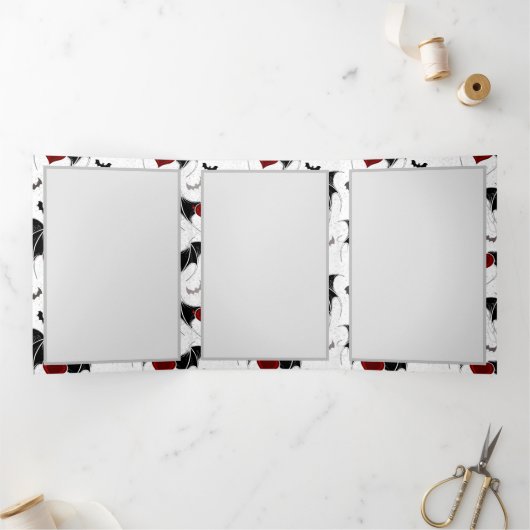 Halloween-Herz mit schwarzen Fledermausflügeln Dreifach Gefaltete Urlaubskarte (Innenseite)