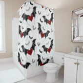 Halloween-Herz mit schwarzen Fledermausflügeln Duschvorhang (Beispiel)