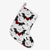 Halloween-Herz mit schwarzen Fledermausflügeln Kleiner Weihnachtsstrumpf (Vorderansicht (hängend))