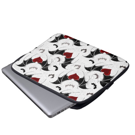 Halloween-Herz mit schwarzen Fledermausflügeln Laptopschutzhülle (Vorne Knopf)