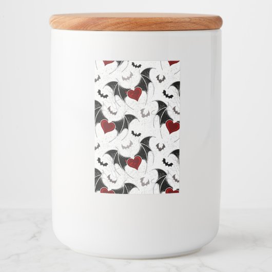 Halloween-Herz mit schwarzen Fledermausflügeln Lebensmitteletikett (Vorderseite)