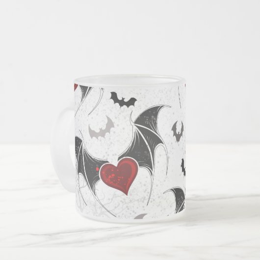 Halloween-Herz mit schwarzen Fledermausflügeln Mattglastasse (Vorderseite Links)