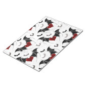 Halloween-Herz mit schwarzen Fledermausflügeln Notizblock (angewinkelt)