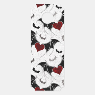 Halloween-Herz mit schwarzen Fledermausflügeln Türanhänger