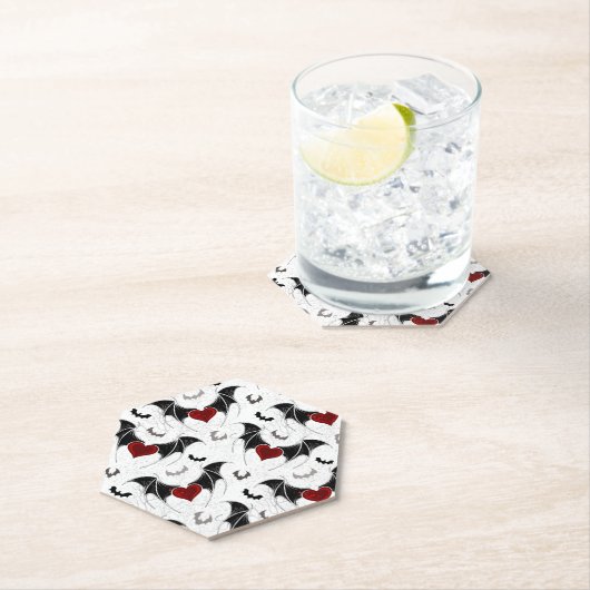 Halloween-Herz mit schwarzen Fledermausflügeln Untersetzer (Vor Ort)