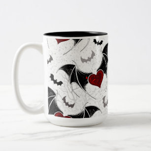 Halloween-Herz mit schwarzen Fledermausflügeln Zweifarbige Tasse