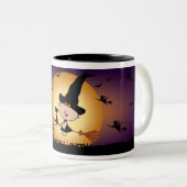 Halloween Hexe auf Broomstick-Party-Tasse Zweifarbige Tasse (VorderseiteRechts)